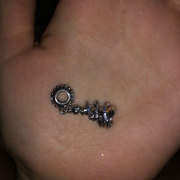 AUTHENTIC Cinderella Pandora charm - Picture 5 of 5